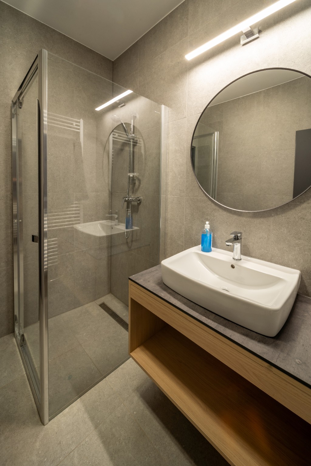 Bathroom with shower at Cabin Retreat
